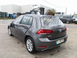 Volkswagen Golf  picture 8