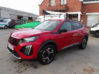 krockskadad bil auto Peugeot 2008  2023/9