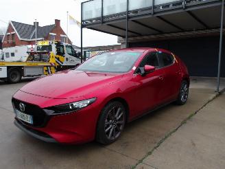 krockskadad bil auto Mazda 3  2021/6