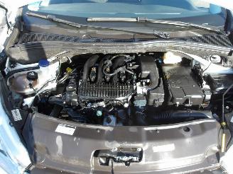 Peugeot 208  picture 15