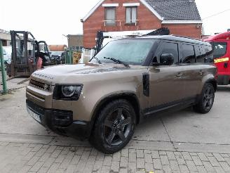 Land Rover Defender D300 X DYNAMIC picture 1