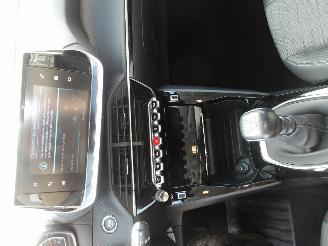 Peugeot 208 1.2 PURE TEC picture 24