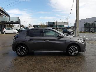 Peugeot 208 1.2 PURE TEC picture 4