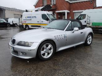 damaged passenger cars BMW Z3  2000/6