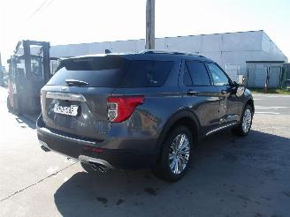 Ford Explorer PLATIMIUN picture 5