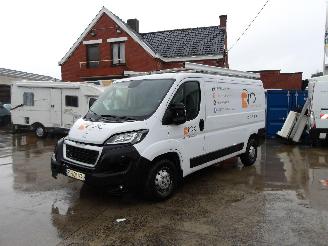 skadebil bedrijf Peugeot Boxer L2H1 2021/4