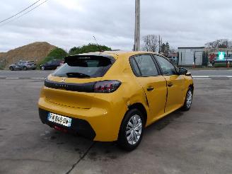 Peugeot 208  picture 5