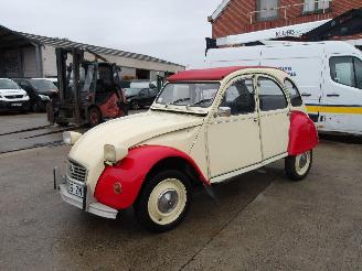 škoda osobní automobily Citroën 2-cv  1977/1