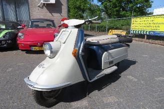 krockskadad bil motor Heinkel  103A-2 KLASSIEKE MOTORFIETS MET ACTIEF NL KENTEKEN 1965/5