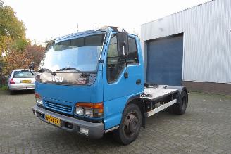 Schade bestelwagen Isuzu  NQR70G-5L TURBO INTERCOOLED TREKKER 2001/5