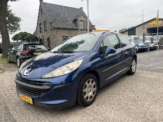 škoda osobní automobily Peugeot 207 1.4-16V XR AIRCO 2006/9