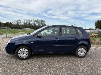 Volkswagen Polo 1.4-16V ATHENE 5 DEURS MET AIRCO picture 3