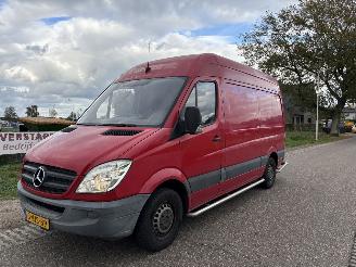 Mercedes Sprinter 210 CDI LANG / HOOG L2/H2 195.000 KM N.A.P. picture 2