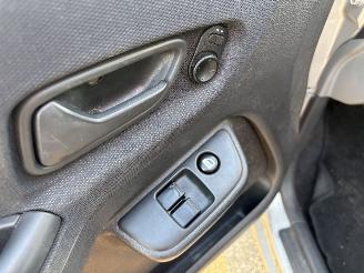 Suzuki Ignis 1.5-16V GLX AUTOMAAT AIRCO picture 7