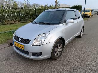 škoda osobní automobily Suzuki Swift 1.3 AIRCO 2010/6