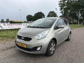 Voiture accidenté Kia Venga 1.4 CVVT Plus Pack NAVIGATIE, AIRCO, CAMERA ENZ 2013/1