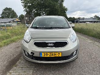 Kia Venga 1.4 CVVT Plus Pack NAVIGATIE, AIRCO, CAMERA ENZ picture 14