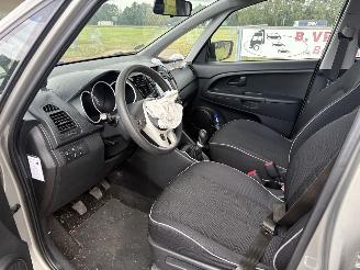 Kia Venga 1.4 CVVT Plus Pack NAVIGATIE, AIRCO, CAMERA ENZ picture 5