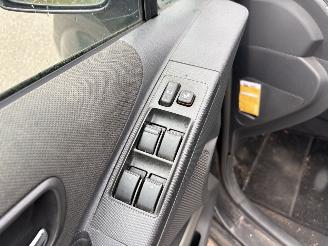 Toyota Corolla-verso 1.8 VVT-i Luna AIRCO 5 PERSOONS UITVOERING picture 7