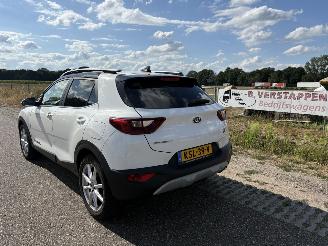 Kia Stonic 1.0 GDI AUTOMAAT picture 4