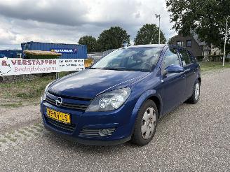 Avarii autoturisme Opel Astra 1.6 Enjoy AIRCO, 112.861 KM N.A.P. !!! 2005/9