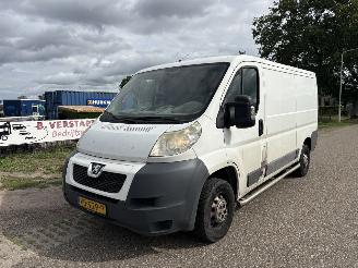 skadebil bedrijf Peugeot Boxer 2.2 HDI L2/H1 AIRCO 2013/5
