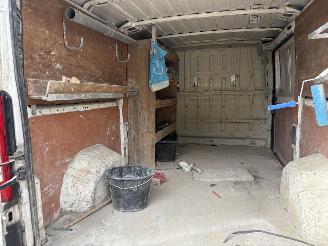 Peugeot Boxer 2.2 HDI L2/H1 AIRCO picture 20