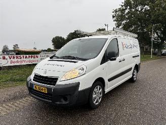 krockskadad bil bedrijf Peugeot Expert 229 2.0 HDI L2H1 Navteq 2, AIRCO, LINKS + RECHTS SCHUIFDEUR 2015/2