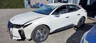 Schadeauto DS Automobiles  DS 4 Hybride/benzine Performance 2023/6