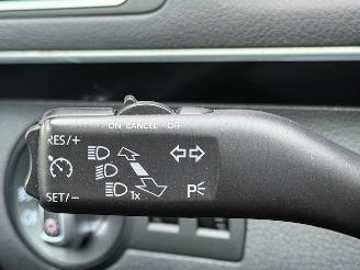 Volkswagen Touran 1.2 TSI Highline 7 Persoons / Panoramadak / Trekhaak / Leder / Navi / Cruise / PDC / C picture 23