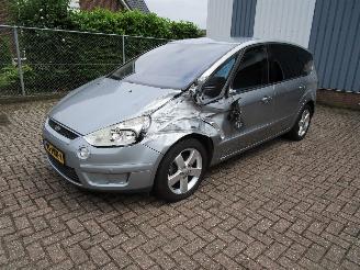 Schadeauto Ford S-Max 2.0 CDTI Navi Clima 5-Pers. 2009/1