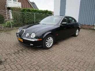 Schadeauto Jaguar S-type 2.5 V6 Navi Leder Clima 179.000 KM 2002/7