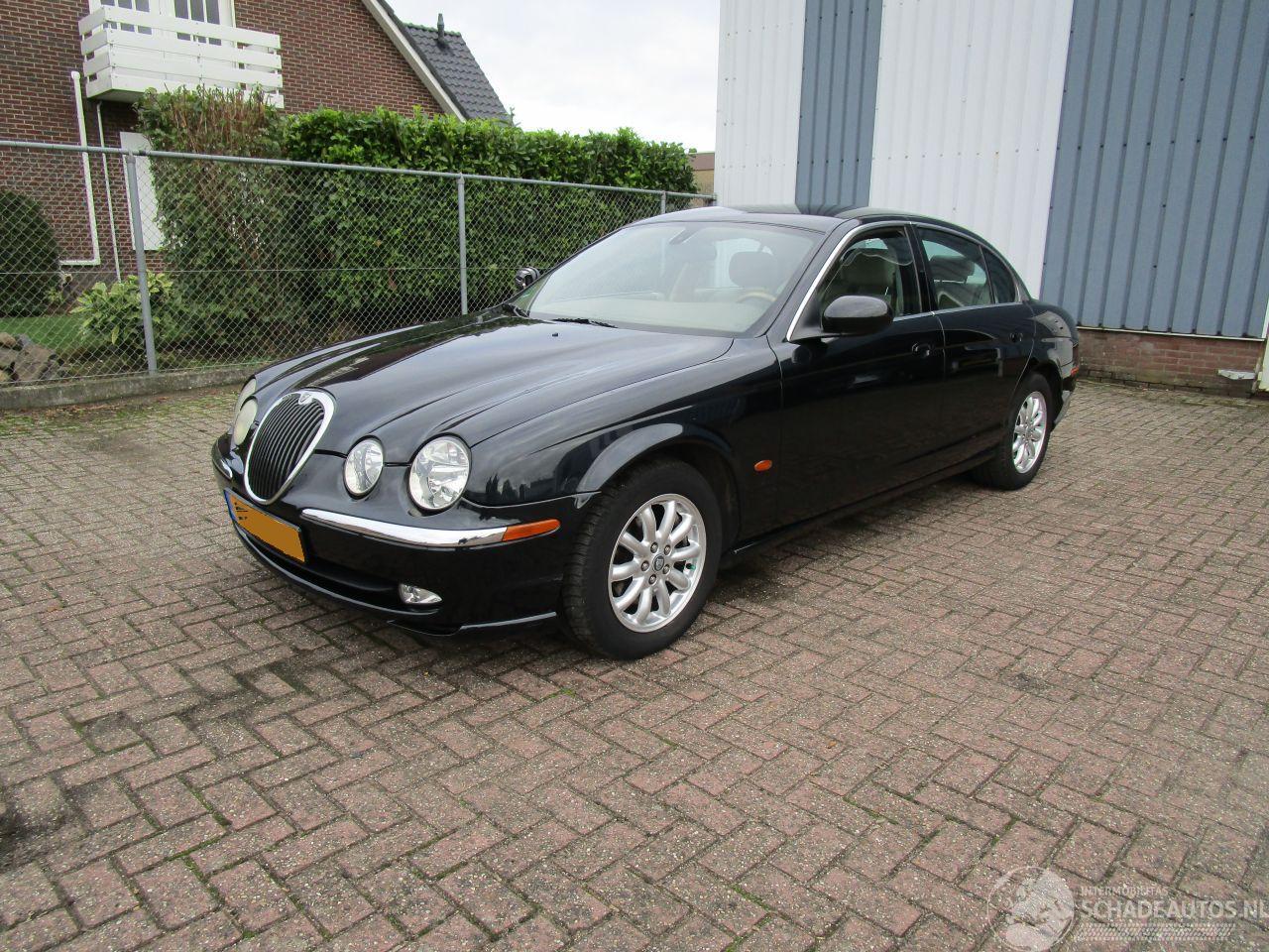 Jaguar S-type 2.5 V6 Navi Leder Clima 179.000 KM