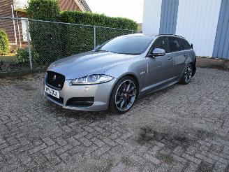 Schadeauto Jaguar XF 3.0 V6 D Navi Leder Camera 2015/3