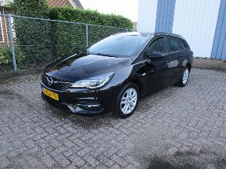 Auto incidentate Opel Astra 1.2 Turbo Navi Clima 6-Bak 2020/3