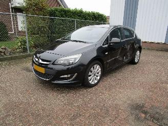Coche accidentado Opel Astra 1.7 CDTI Navi Camera 6-Bak 2014/2
