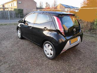 Toyota Aygo Cabrio Navi Airco picture 3