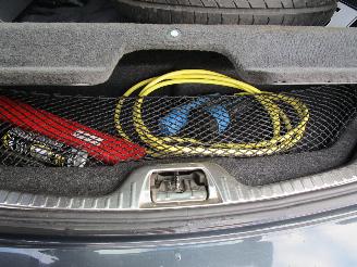 Volvo V-60 2.4 D6 AWD Camera Navi Leder Schadevrij picture 12