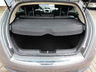 Lancia Delta 1.8-16V Automaat 200 PK picture 13