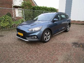 krockskadad bil auto Ford Focus 1.0 Navi Camera Clima 6-Bak 2020/10