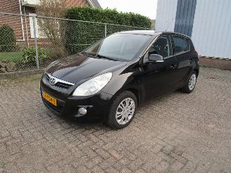 krockskadad bil auto Hyundai I-20 Airco 5-Drs Schadevrij 2012/2