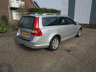Volvo V-70 1.6 T4 Automaat Leder Navi picture 4