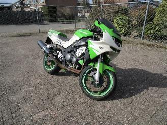  Kawasaki Ninja ZX 6R  1995/4