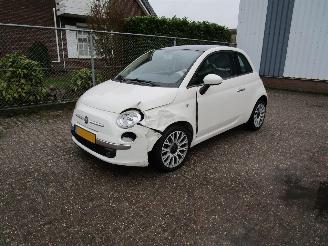 skadebil auto Fiat 500 Twin Air Airco Navi Panodak 2011/10