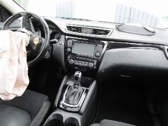 Nissan Qashqai 1.3 DIG-T Automaat Camera Navi picture 14