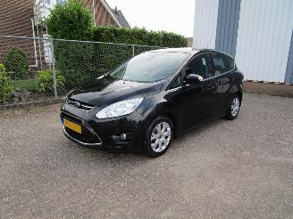 Damaged car Ford C-Max 1.6 CDTI Camera Navi Clima 6-Bak 2012/11