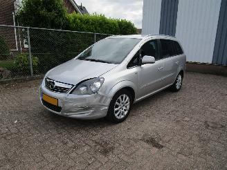Voiture accidenté Opel Zafira 1.8 Navi Airco 7-Pers. 2012/1