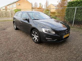 Volvo V-60 2.4 D6 AWD Hybride Camera Navi picture 3
