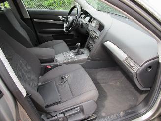 Audi A6 2.4 Sedan Navi Clima 6-Bak picture 12