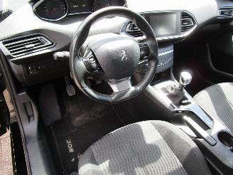 Peugeot 308 1.2 THP Navi Clima 6-Bak picture 12